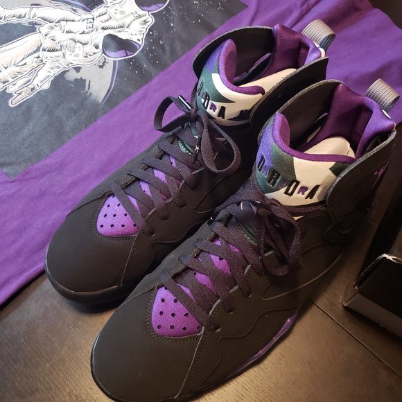 Moonman Retro 7 Bucks Ray Allen Sneaker Tees Shirt - Picture 1 of 4
